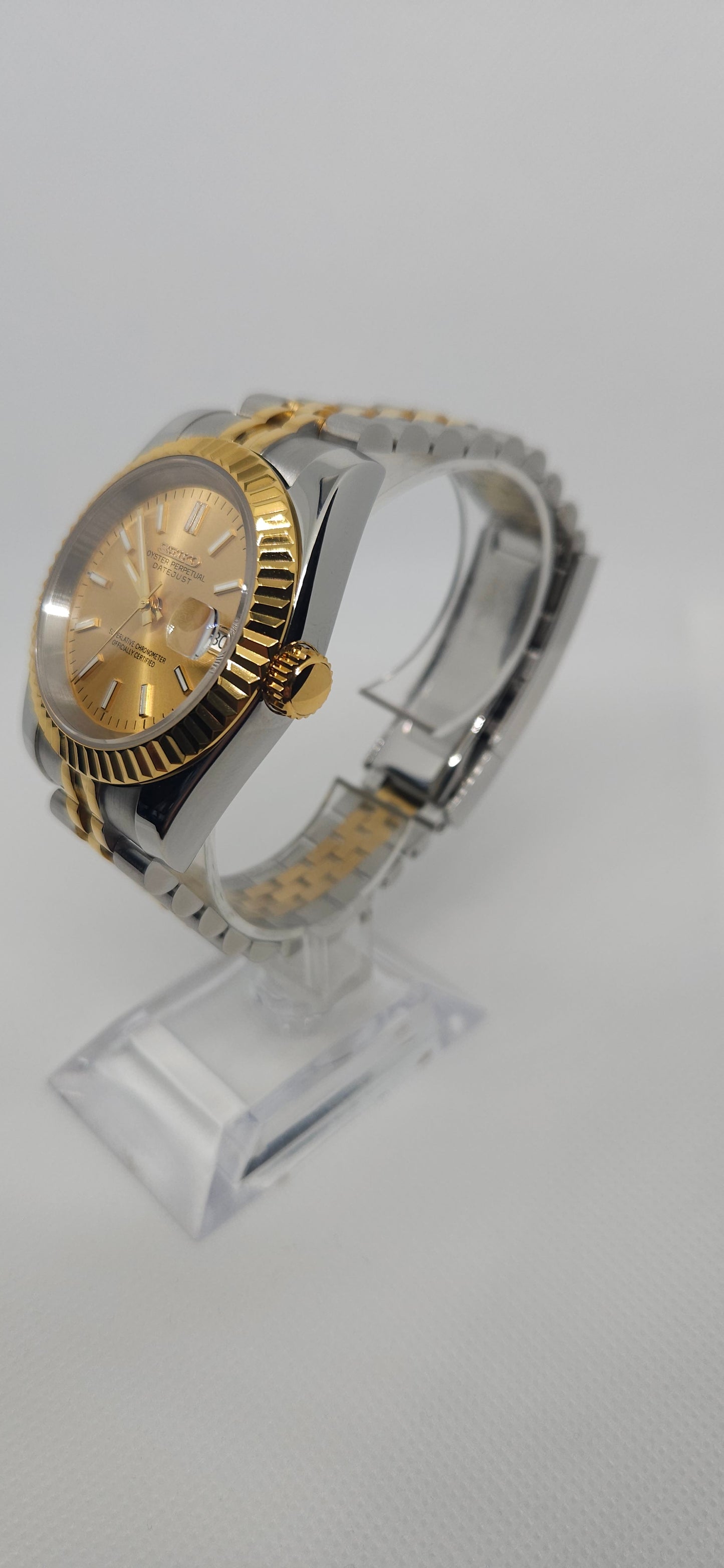 36mm Seiko Mod – Datejust Two-Toned Elegance