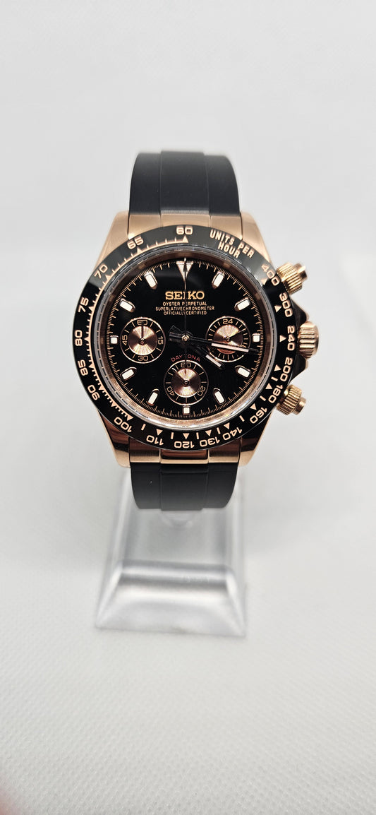 40mm Rose Gold Daytona Styled Seiko Mod40mm Seiko Mod – Daytona-Inspired Rose Gold Edition