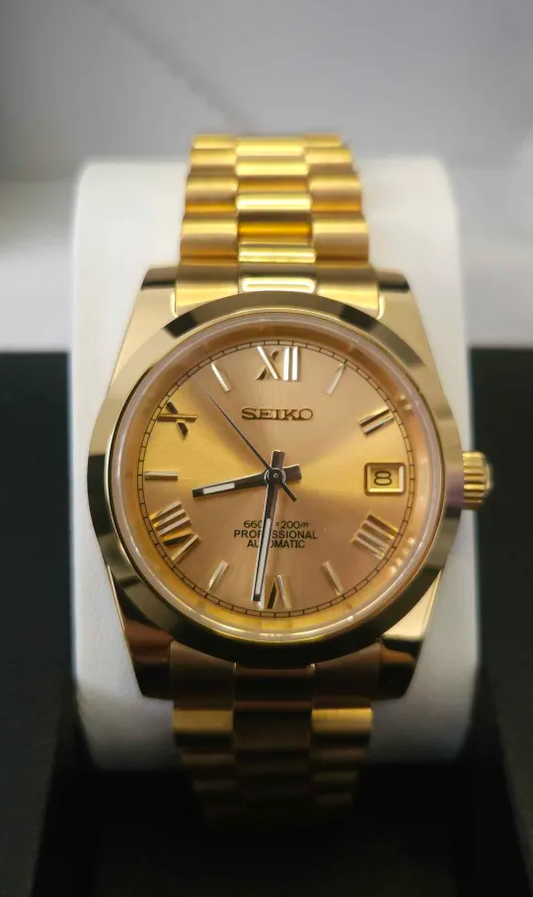 36mm Gold Oyster Perpetual Style with Gold Roman Dial